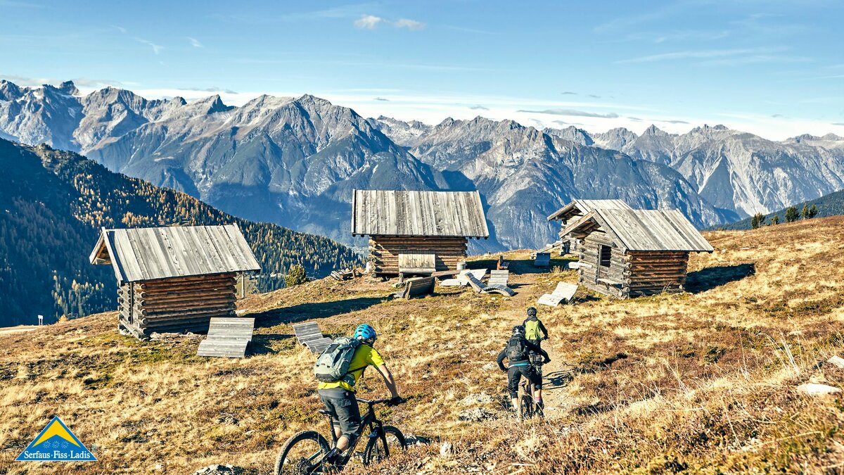 Singletrails Familienregion Serfaus-Fiss-Ladis Zirbentrail in Fiss Fisser Nordseite Hüttendorf | © Serfaus-Fiss-Ladis Marketing GmbH | christianwaldegger.com
