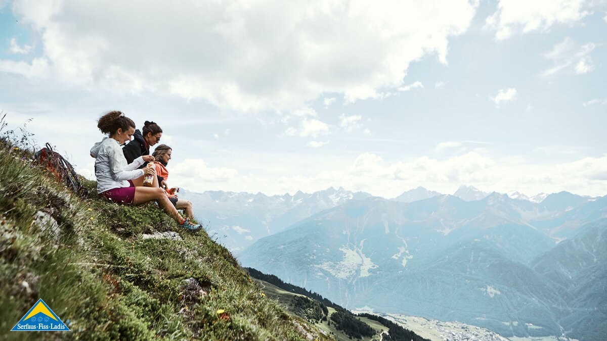 Kulinarik-Wanderung exklusive Angebote Bergrestaurants Bergbahnen Familienregion Serfaus-Fiss-Ladis in Tirol | © Serfaus-Fiss-Ladis Marketing GmbH | christianwaldegger.com