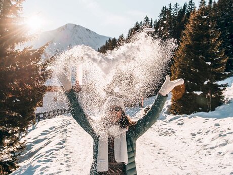Herz aus Schnee Winterurlaub in Serfaus-Fiss-Ladis in Tirol | © sommertage.com
