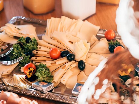 Frühstücken am Berg in Serfaus-Fiss-Ladis Sunrise Hexensee im Masner | © sommertage.com