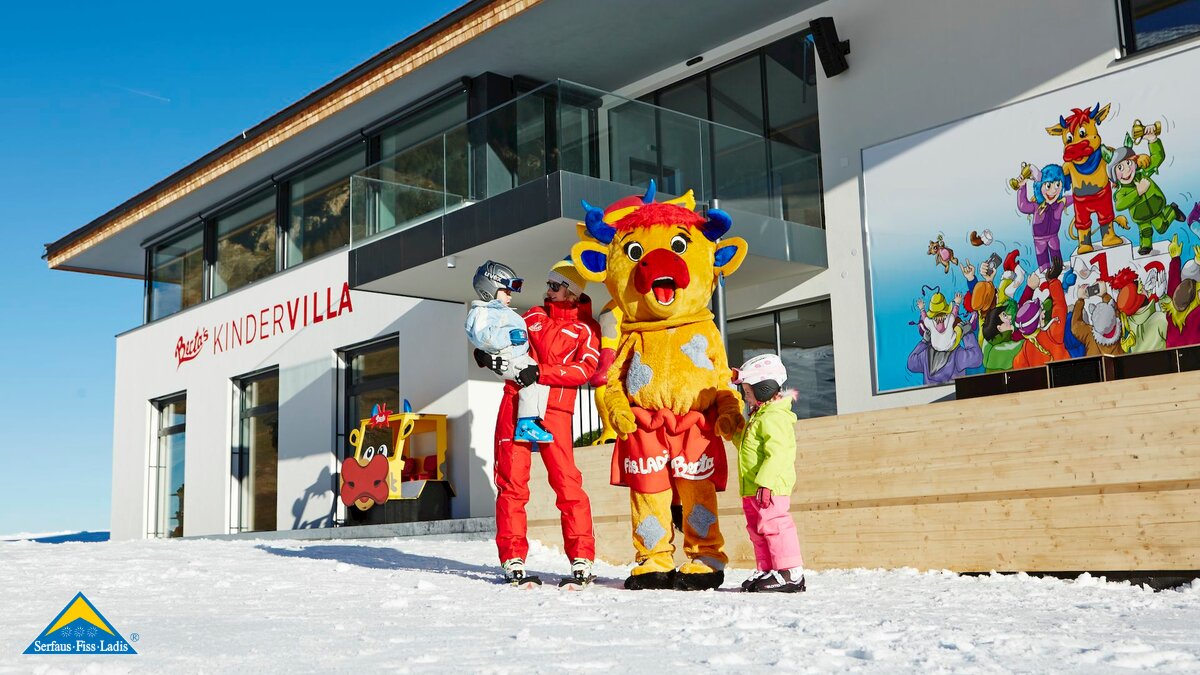 Bertas Kindervilla im Übungsgelände der Skischule Fiss-Ladis Familienregion Serfaus-Fiss-Ladis in Tirol | © Serfaus-Fiss-Ladis Marketing GmbH | Christian Waldegger