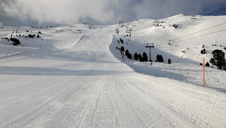 Die 12er Sportiv ist eine schwarze Abfahrt im Skigebiet Serfaus Fiss Ladis Tirol Österreich | © Fisser Bergbahnen GmbH
