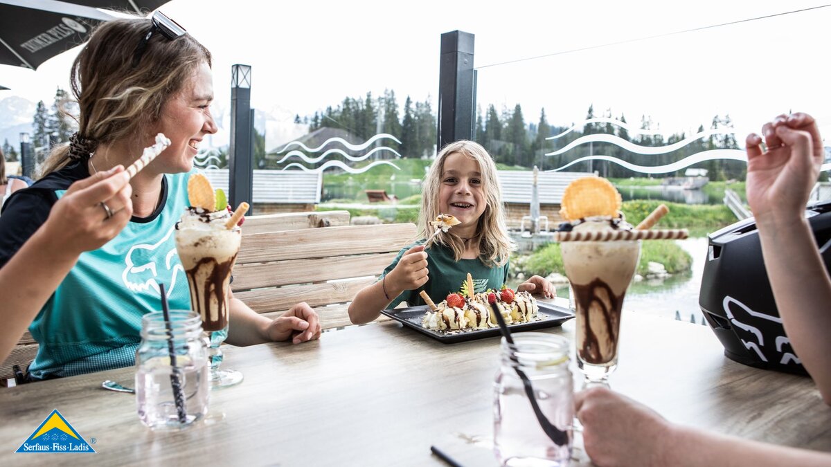 Bergrestaurant Seealm Hög selbstgemachtes Eis Sommerurlaub in der Familienregion Serfaus-Fiss-Ladis in Tirol | © Serfaus-Fiss-Ladis Marketing GmbH | Rene Raggl