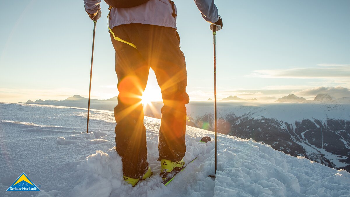 Den Sonnenaufgang nach erfolgreichem Anstieg bei einer Skitour in Serfaus-Fiss-Ladis genießen | © Serfaus-Fiss-Ladis Marketing GmbH | Rene Raggl