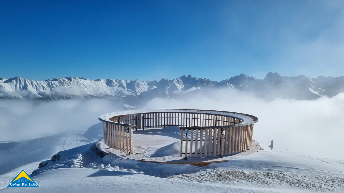 Seit dieser Wintersaison befindet sich beim Start der Frommes die neue Aussichtsplattform in Fiss. | © Serfaus-Fiss-Ladis Marketing GmbH