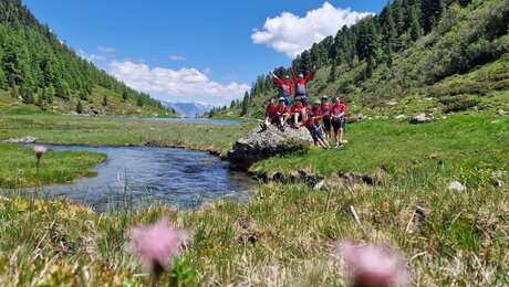 Bike Everest Team Foto im Urgtal Serfaus-Fiss-Ladis | © Serfaus-Fiss-Ladis Marketing GmbH 
