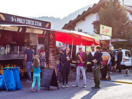 Verschiedenste Speisen aus aller Welt | © Serfaus-Fiss-Ladis Marketing GmbH | Fabian Schirgi