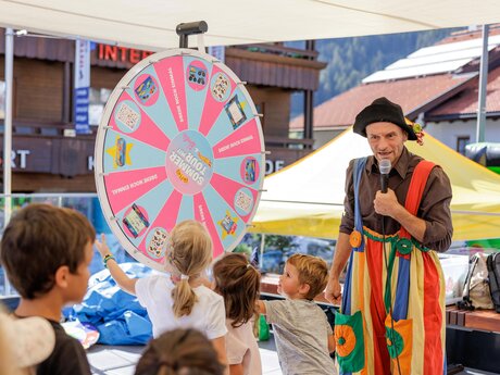 Tolle Preise zu gewinnen in Serfaus-Fiss-Ladis | © Serfaus-Fiss-Ladis Marketing GmbH | Fabian Schirgi