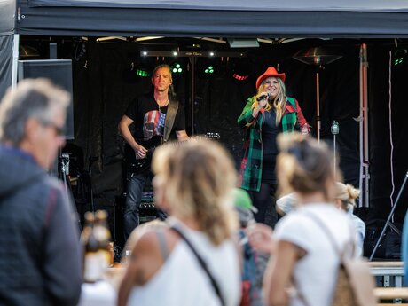 Live-Musik beim Food-Truck-Festival | © Serfaus-Fiss-Ladis Marketing GmbH | Fabian Schirgi