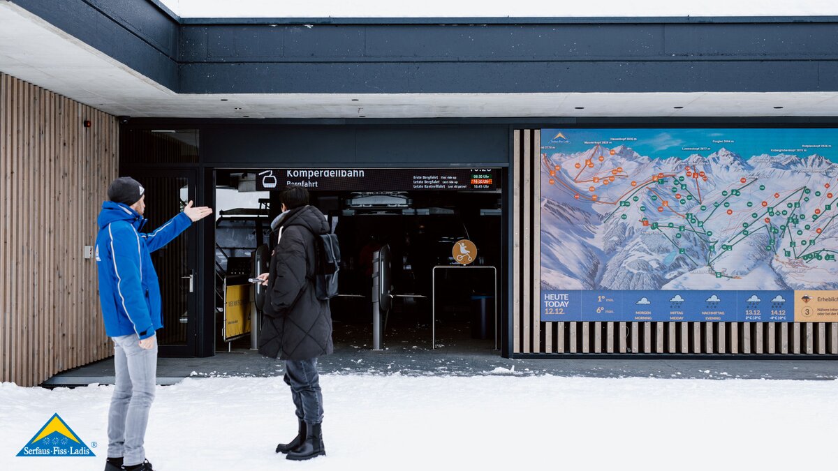 Auf den LED-Screens in Serfaus-Fiss-Ladis findet man jederzeit den aktuellen Skigebietsstatus | © Serfaus-Fiss-Ladis Marketing GmbH | Rene Raggl