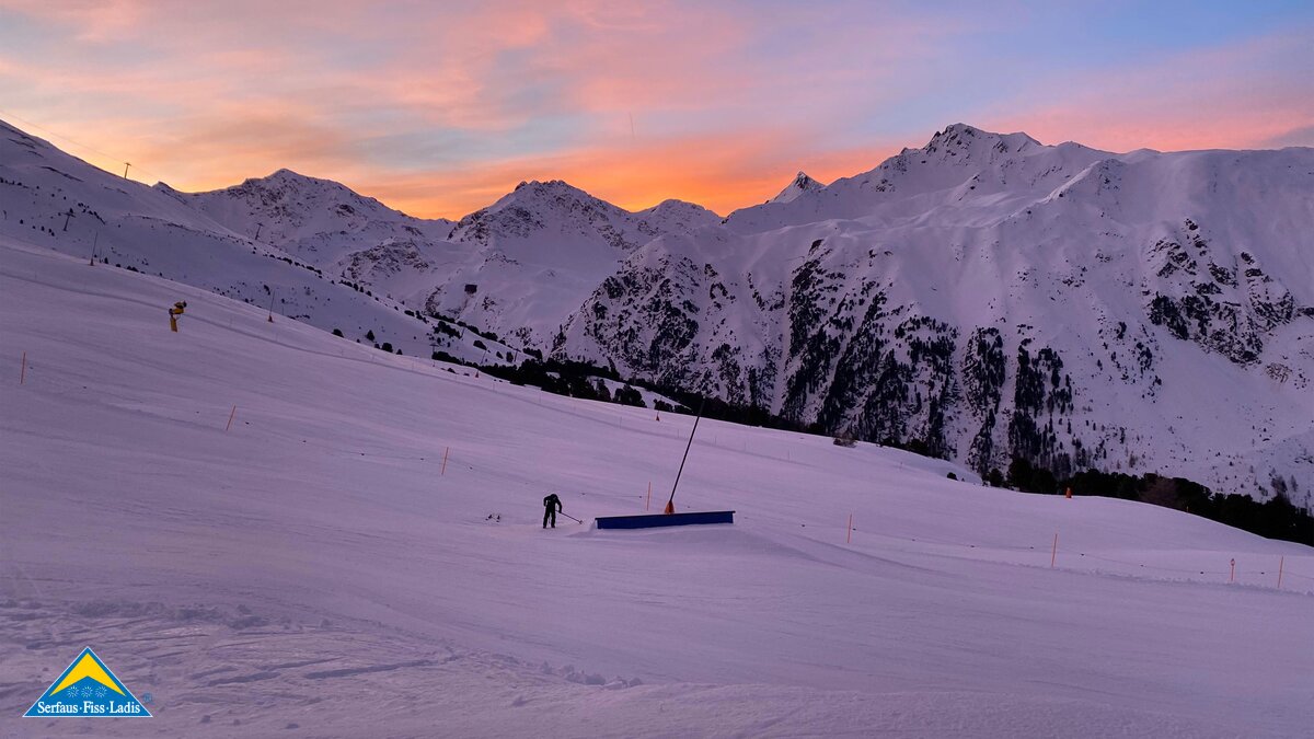 Shapen in der Dämmerung im Skigebiet Serfaus-Fiss-Ladis in Tirol Österreich | © Serfaus-Fiss-Ladis Marketing GmbH