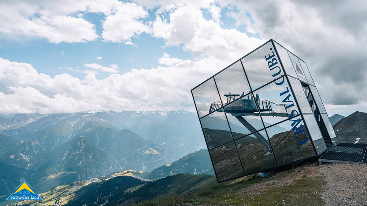Der Crystal Cube in Serfaus Fiss Ladis bietet spektakuläre Blicke auf die Berge | © Serfaus-Fiss-Ladis Marketing GmbH | wolkenweit