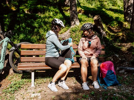 Eine gemütliche E-Bike-Tour für alle Altersstufen | © Serfaus-Fiss-Ladis Marketing GmbH | Rene Raggl
