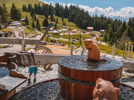 Wasserspielplatz in den Bergen von Tirol | © Nina Leis_Reiseblog Good Morning World
