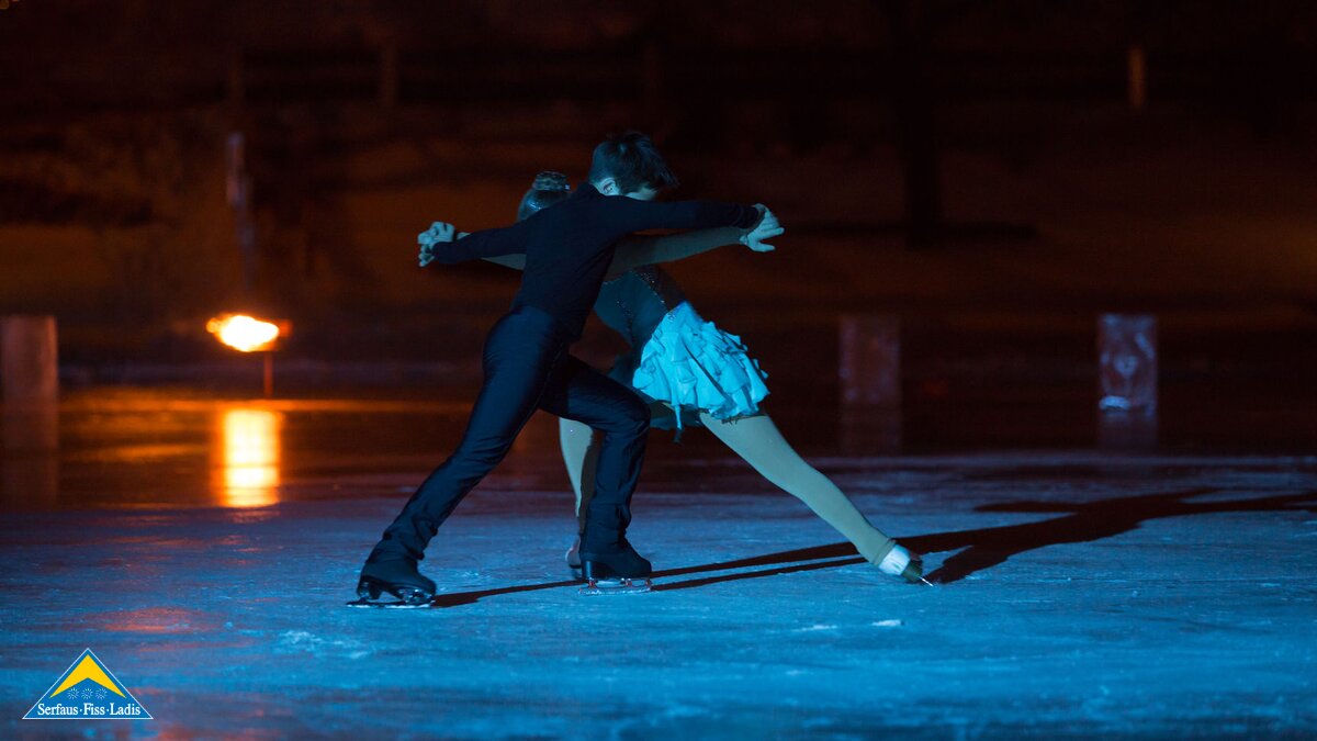 Eiskunstlauf bei Magic Ladis am Lader Schlossweiher in Tirol | © Andreas Kirschner