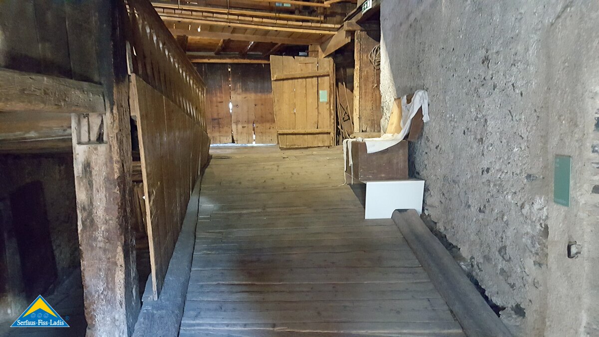 Aufgang in den oberen Stock in S'Paules und S'Seppls Haus im Museum in Fiss in Tirol | © Serfaus Fiss Ladis