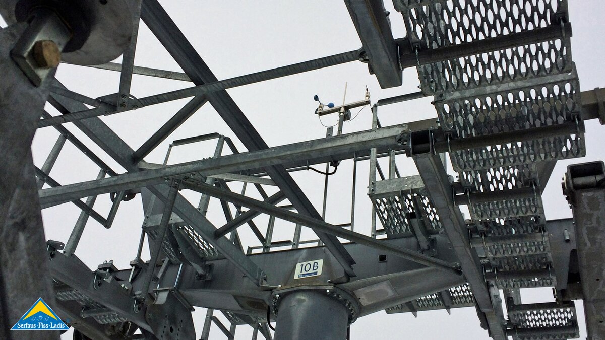 Arbeiten an den Seilbahnstützen der Schönjochbahn in Serfaus-Fiss-Ladis in Tirol | © Serfaus-Fiss-Ladis