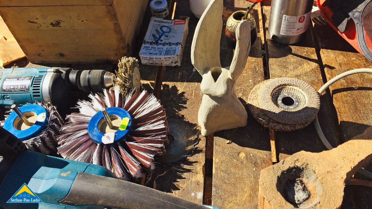 Künstler Antonio Costa bei Kunst am Berg in Serfaus-Fiss-Ladis in Tirol | © Serfaus-Fiss-Ladis