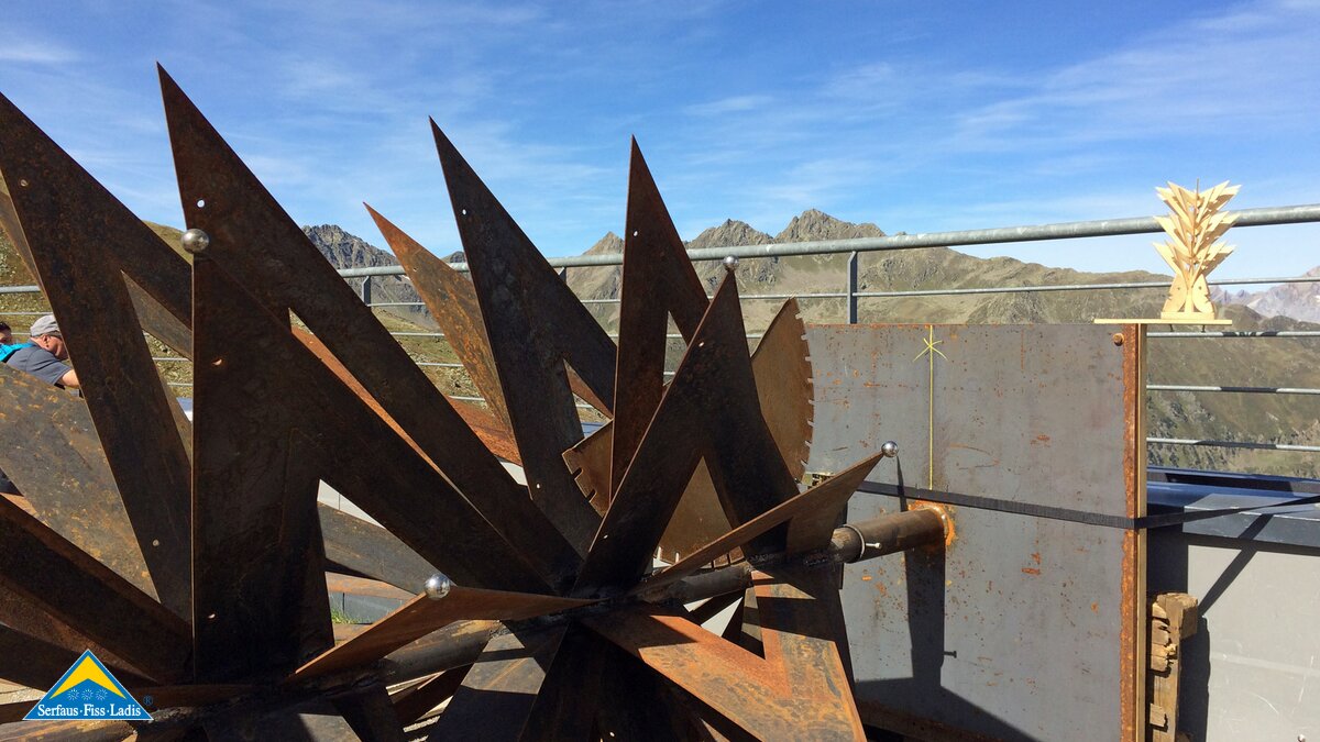 Künstler Siegfried Wähner bei Kunst am Berg in Serfaus-Fiss-Ladis in Tirol | © Serfaus-Fiss-Ladis