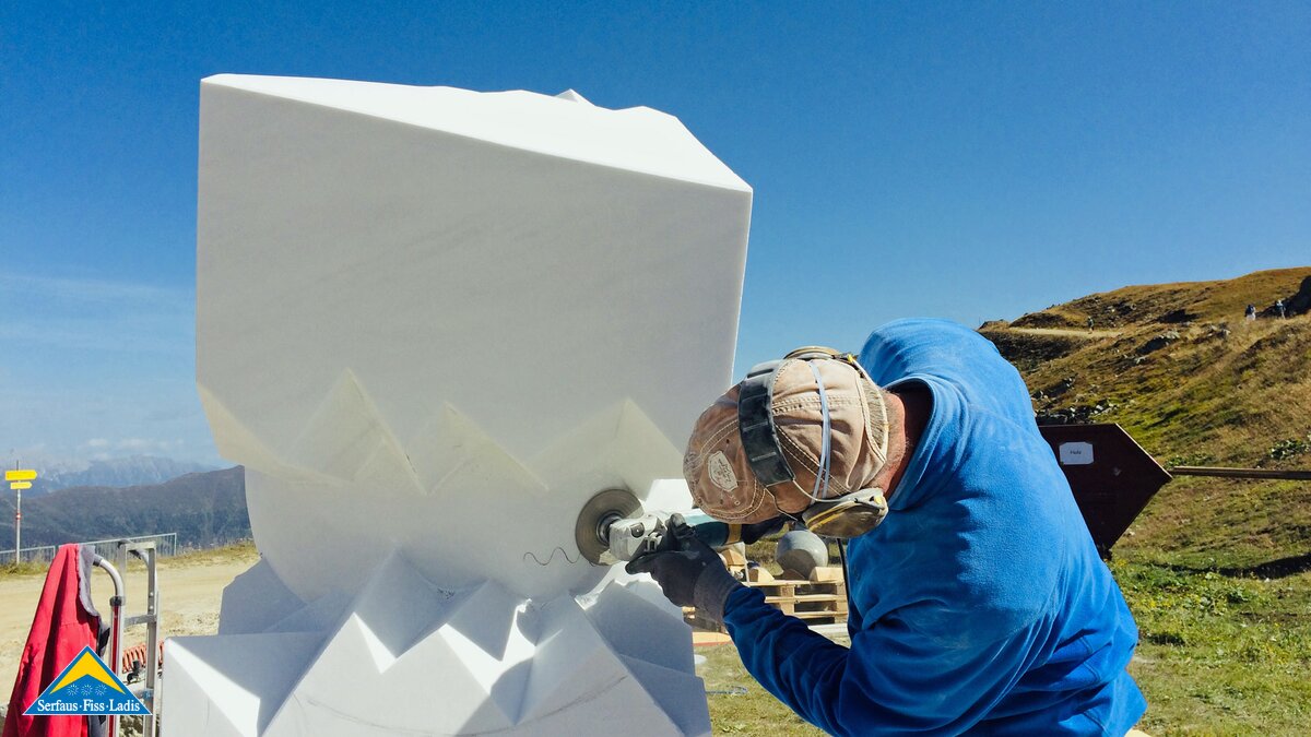 Künstler Thomas Lüscher bei Kunst am Berg 2019 in Serfaus-Fiss-Ladis in Tirol | © Serfaus-Fiss-Ladis