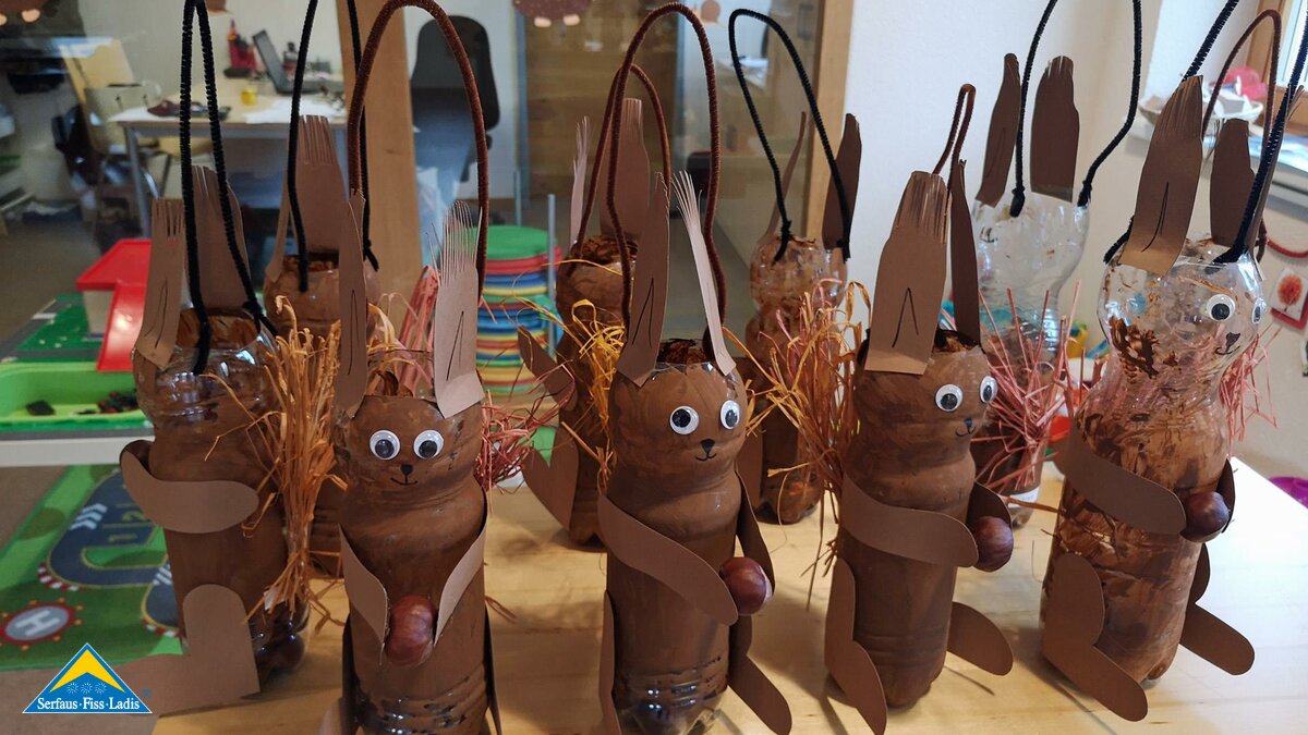 Beim Laternen basteln in Serfaus-Fiss-Ladis in Tirol sind der Kreativität der Kinder keine Grenzen gesetzt | © Serfaus-Fiss-Ladis 