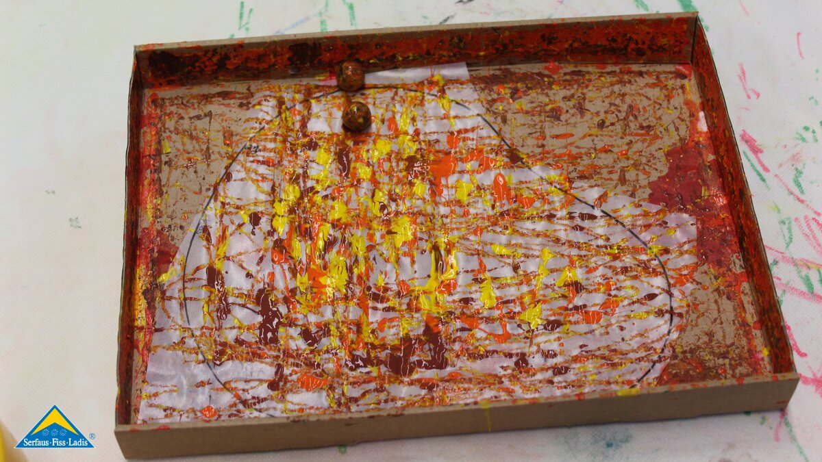 In den Kindergärten von Serfaus-Fiss-Ladis in Tirol werden derzeit Laternen gebastelt | © Kindergärten Serfaus-Fiss-Ladis