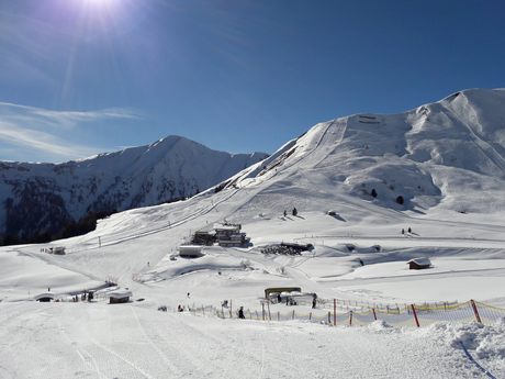 Am Komperdell in Serfaus-Fiss-Ladis finden Wintersportler perfekte Pisten und zahlreiche Einkehrmöglichkeiten | © Serfaus-Fiss-Ladis