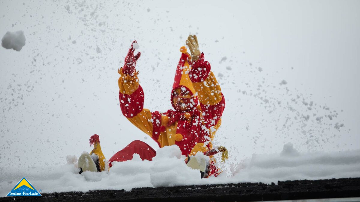 Der Bajatzl hatte Spaß im Schnee beim Fisser Kinderblochziehen in Tirol  | © Andreas Kirschner 