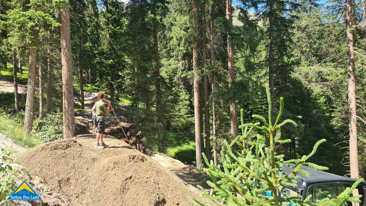 Trailbau Bikepark Serfaus-Fiss-Ladis Tirol Familienregion Arrbeiten Shaper | © Serfaus-Fiss-Ladis Marketing GmbH
