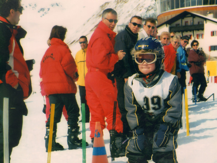 Gruppenfoto in der Skischule Serfaus in Tirol | © Foto Mayer