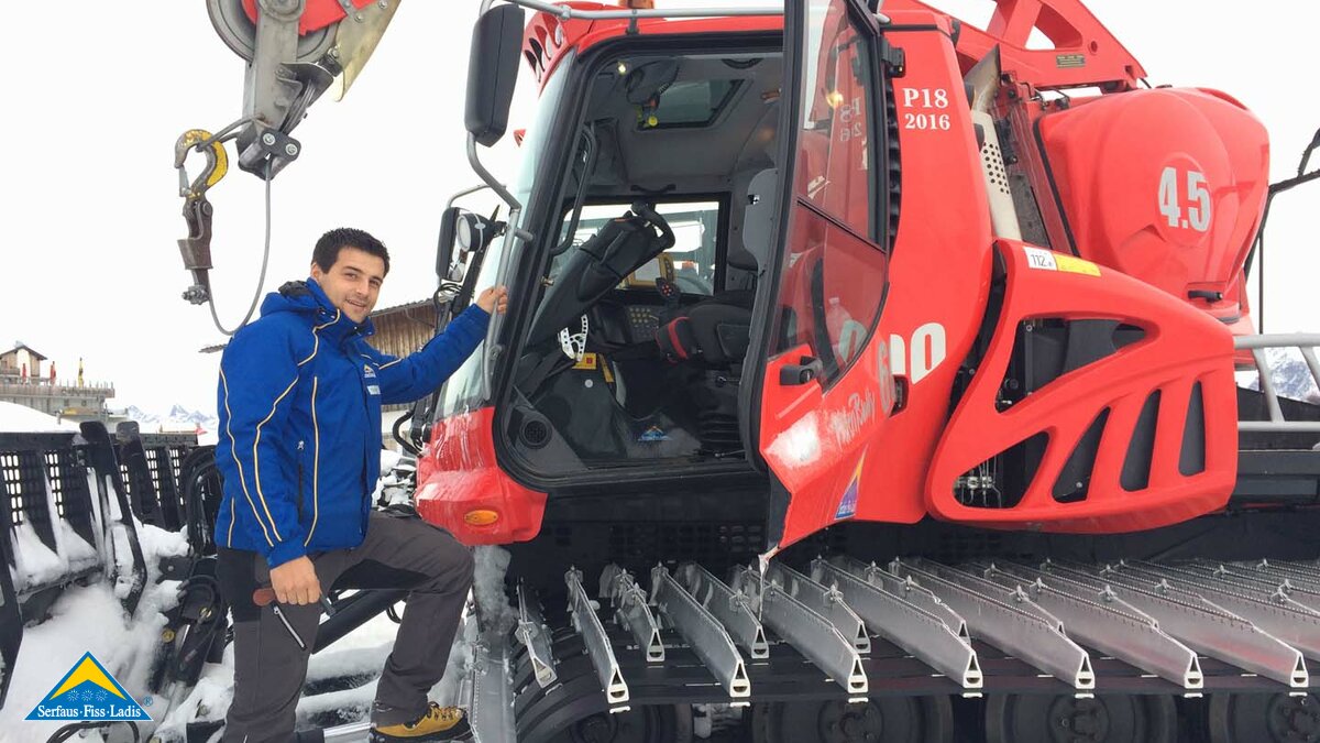 Erfahrene Pistenbully-Fahrer sorgen im Skigebiet Serfaus-Fiss-Ladis in Tirol für perfekten Skigenuss am nächsten Tag. | © Serfaus-Fiss-Ladis Marketing GmbH