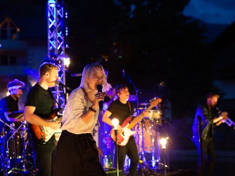 Stefanie Heinzmann Konzertaufritt bei MOUNDS in Serfaus-Fiss-Ladis in Tirol | © Serfaus-Fiss-Ladis Marketing GmbH | Bianca Kirschner