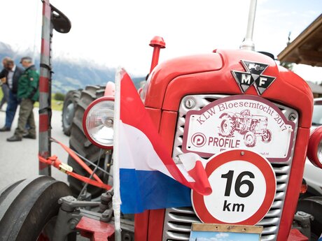 Traktor beim Traktoren- und Oldtimertreffen in Serfaus-Fiss-Ladis | © Serfaus-Fiss-Ladis Marketing GmbH | Andreas Kirschner