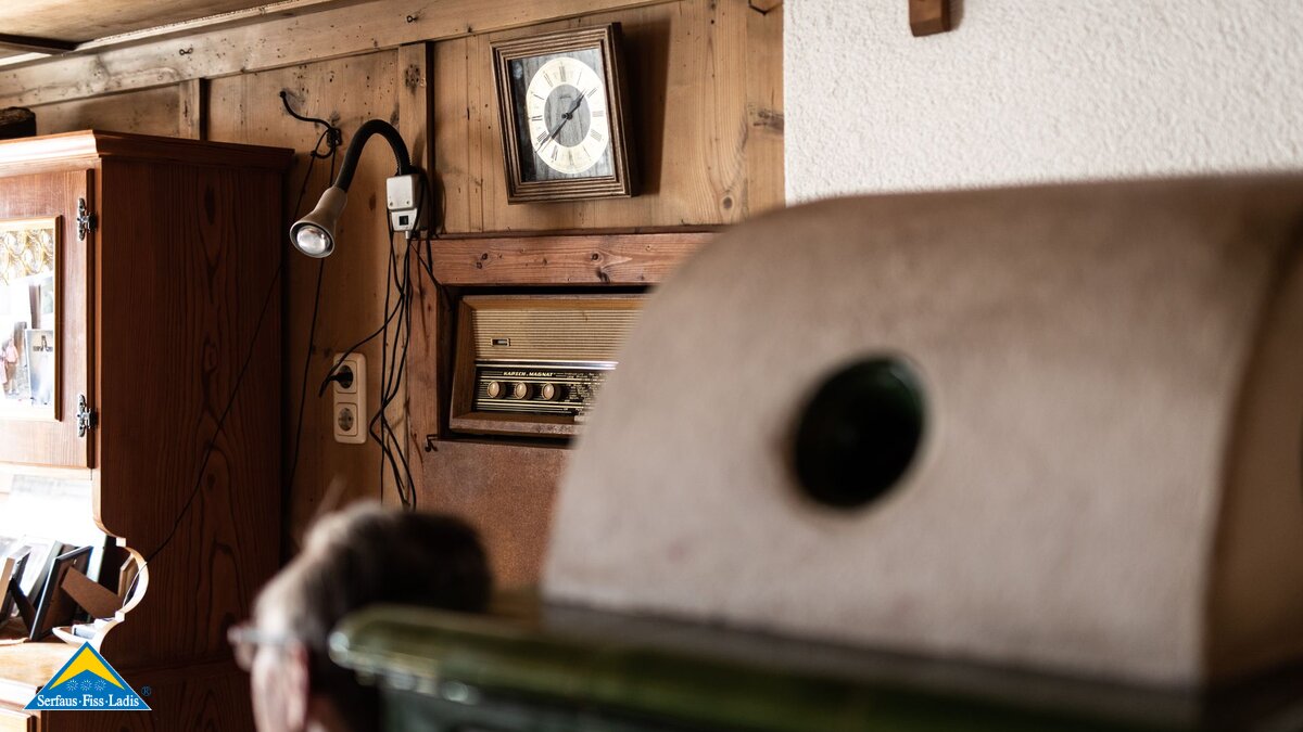 Holzofen in Ladis Geschichte von Hermann udn Frieda Jenewein Gästemagazin Sun Days der Region Serfaus-Fiss-Ladis in Tirol | © Serfaus-Fiss-Ladis Marketing GmbH | Rene Raggl