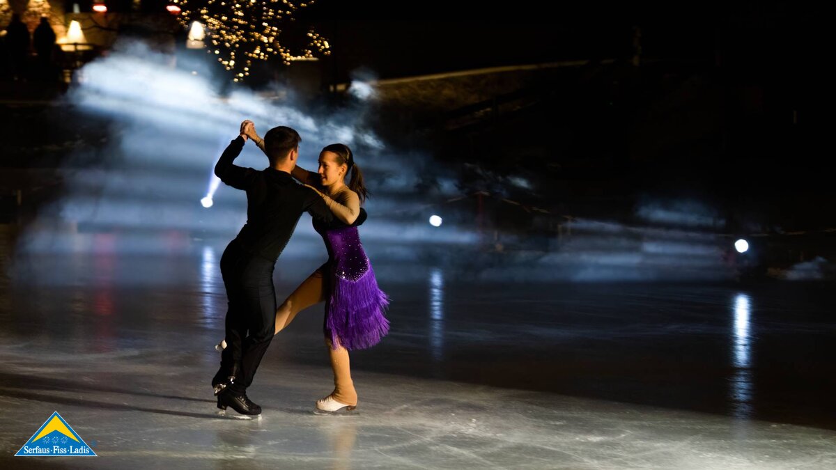 Bei Magic Ladis "Fire & Ice" traten die Nachwuchskünstler des Tiroler Eislaufverbandes auf. Abendveranstaltung in Serfaus-Fiss-Ladis | © Serfaus-Fiss-Ladis Marketing GmbH I Andreas Kirschner