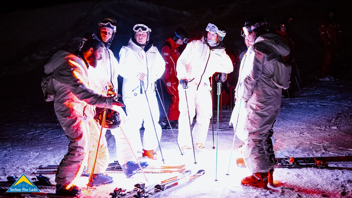 LED-Anzüge des Ski-Demoteams Serfaus bei der Adventure Night in Serfaus Fiss Ladis | © Serfaus-Fiss-Ladis Marketing GmbH | Rene Raggl