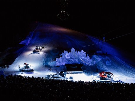 Pistenbully bei der Adventure Night in Serfaus Tirol | © Serfaus-Fiss-Ladis Marketing GmbH | Rene Raggl