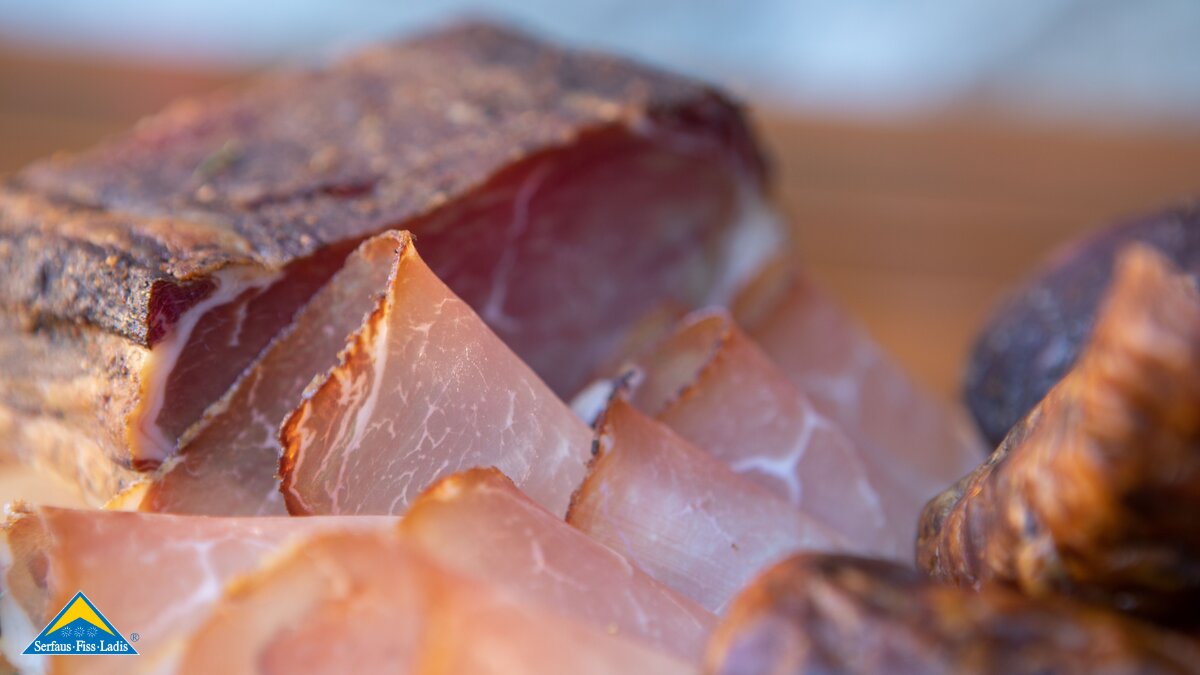 Leithes Feinstes sind hausgemachte Selchwaren aus Serfaus-Fiss-Ladis in Österreich | © Andreas Kirschner