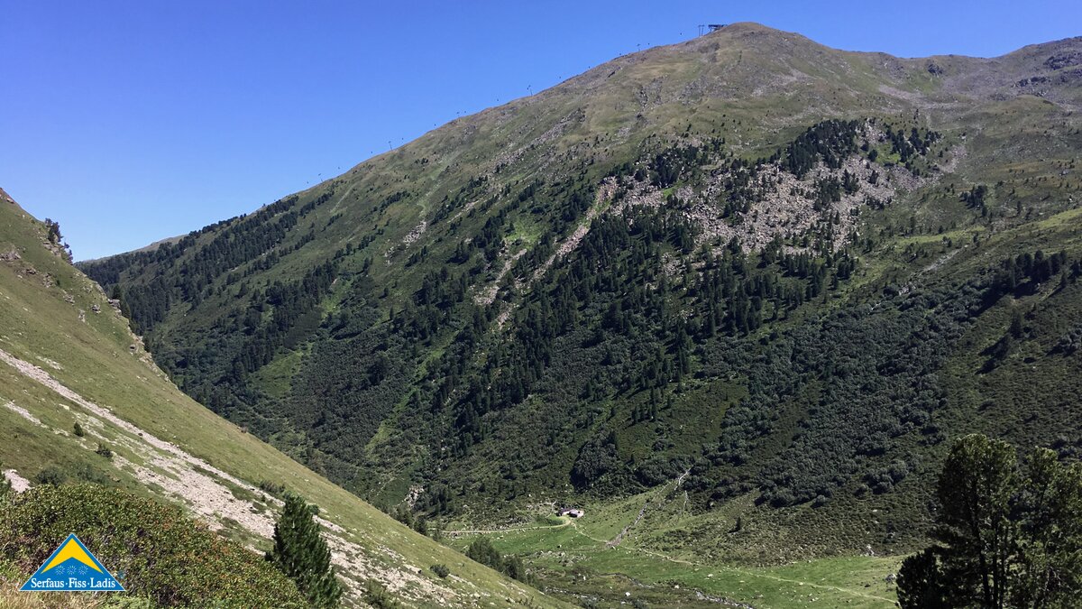 Blick aus dem Urgtal zur Almbahn in Serfaus-Fiss-Ladis in Tirol | © Serfaus-Fiss-Ladis