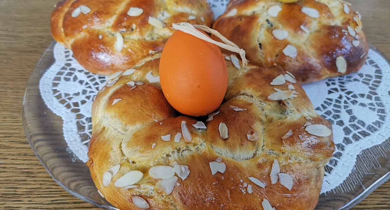 Der Osterkranz ist eine süße Spezialität die es zu Ostern gibt. Hier ein Rezept-Tipp aus Serfaus-Fiss-Ladis in Tirol | © Serfaus-Fiss-Ladis