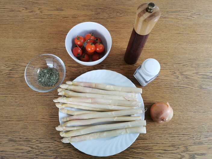 Zutaten für die Spargelquiche aus Serfaus Fiss Ladis Tirol Österreich | © Serfaus-Fiss-Ladis