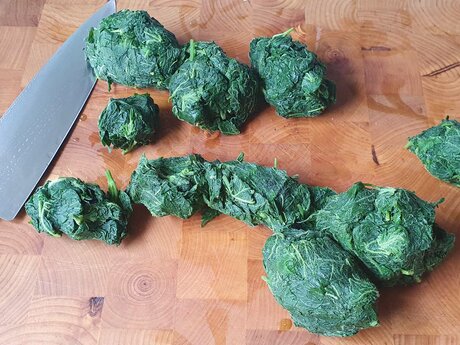 Auch in der Familienregion Serfaus-Fiss-Ladis in den Tiroler Alpen gehören Brennnesselknödel auf die Speisekarte | © Serfaus-Fiss-Ladis