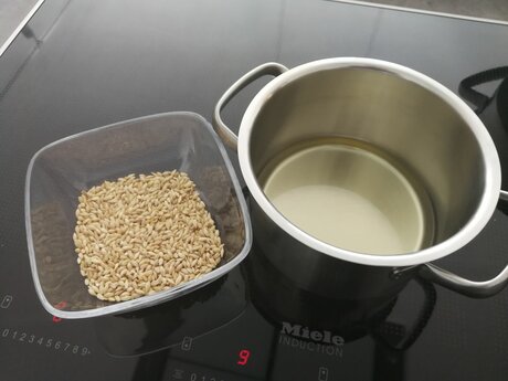 Fisser Imperial Gerste in Öl zum Puffen bringen Suppeneinlage Blog Serfaus-Fiss-Ladis | © Serfaus-Fiss-Ladis