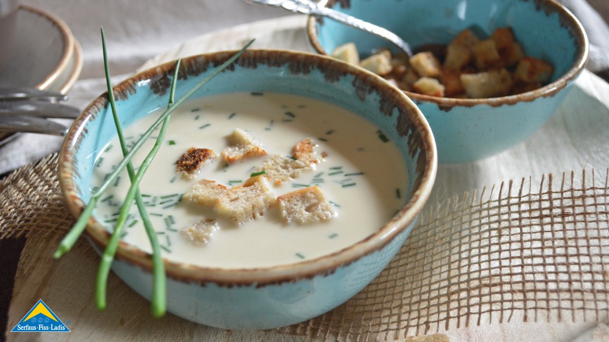 Graukassuppe Fisser Kochbuch So koch ma z'Fiss Katholischer Familienverband Fiss Rezepte Familienregion Serfaus-Fiss-Ladis Suppenkasper | © Katholischer Familienverband Fiss