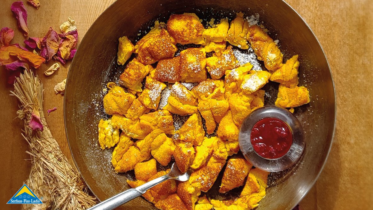 Rezept Kaiserschmarren Süßspeisen Familienregion Serfaus-Fiss-Ladis Fisser Kochbuch  | © Katholischer Familienverband Fiss