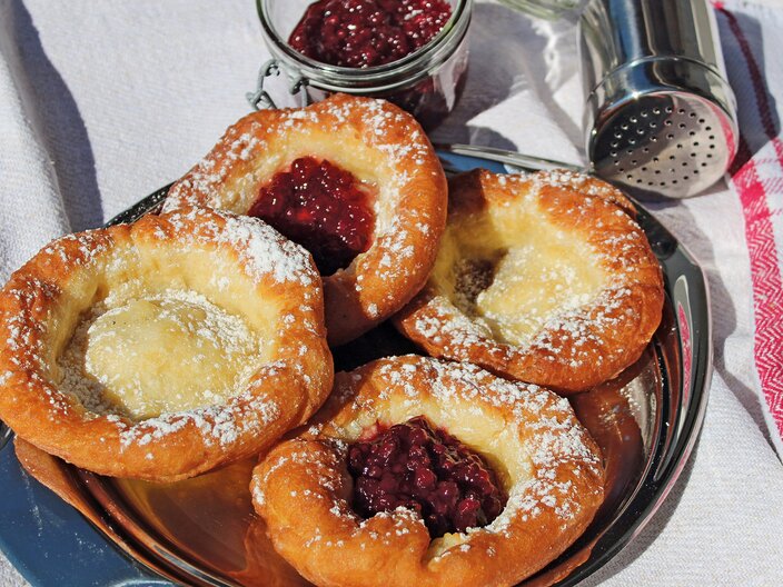 Zoachna Kichla Gericht Süßspeise Tirol Familienregion Serfaus-Fiss-Ladis Bauerngerichte Fisser Kochbuch | © Katholischer Familienverband Fiss