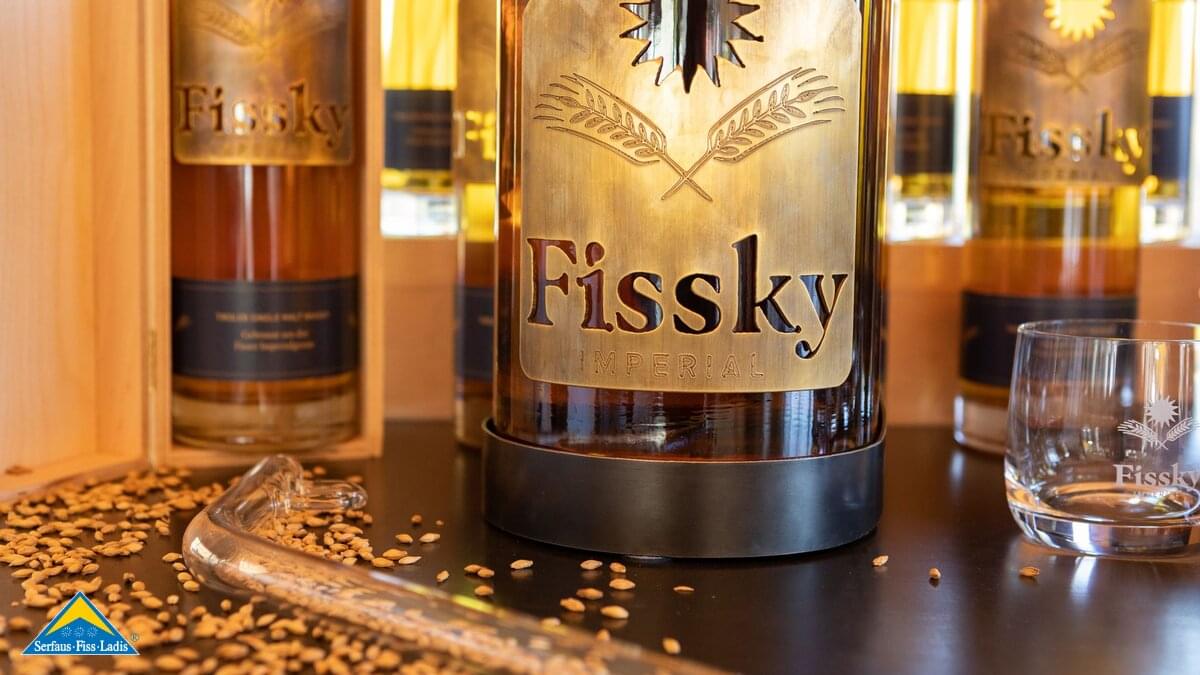 Whisky aus der Fisser Imperial Gerste Kooperation Turabauer Maass Gerhard und Fisser Bergbahnen | © Serfaus-Fiss-Ladis Marketing | Andreas Kirschner