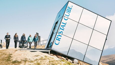 Exklusiv essen in Serfaus-Fiss-Ladis Bergrestaurant Crystal Cube am Zwölferkopf in Fiss in Tirol | © Fisser Bergbahnen GmbH | christianwaldegger.com