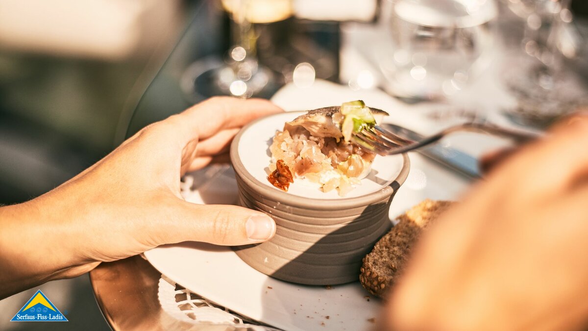 Exklusives Essen im Crystal Cube in Serfaus-Fiss-Ladis in Tirol | © Fisser Bergbahnen GmbH | christianwaldegger.com