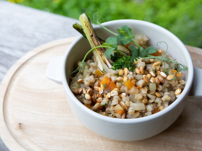 Eintopf mit der Fisser Imperial Gerste Rezepte Familienreigon Serfaus-Fiss-Ladis in Tirol | © Serfaus-Fiss-Ladis Marketing GmbH | Andreas Kirschner